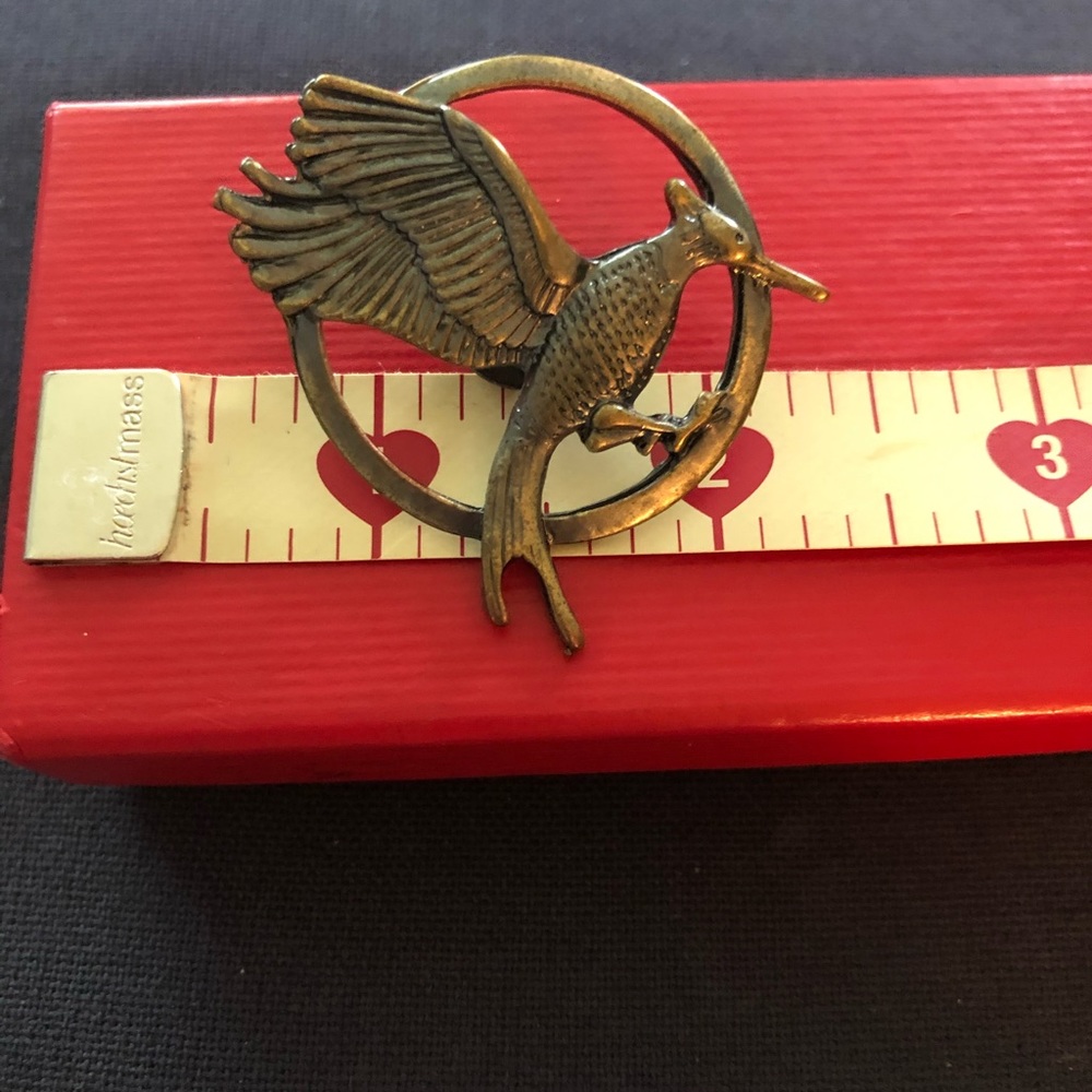 Hummingbird Brooch Pin. - Picture 3 of 3